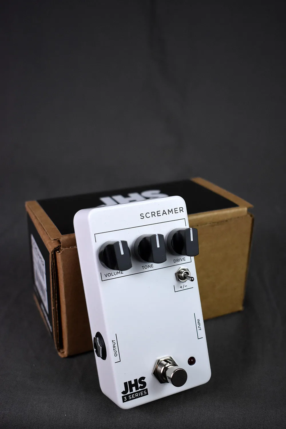 3 Series - Screamer