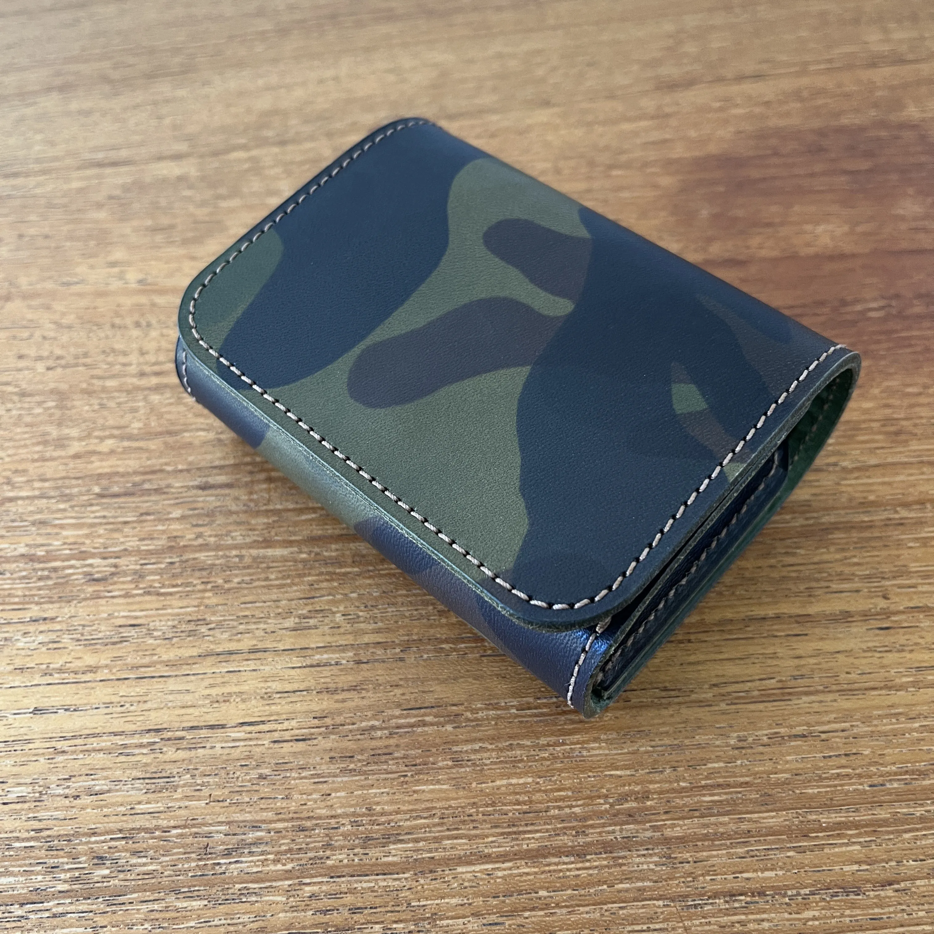 CARGO CLUTCH   CAMO GREEN