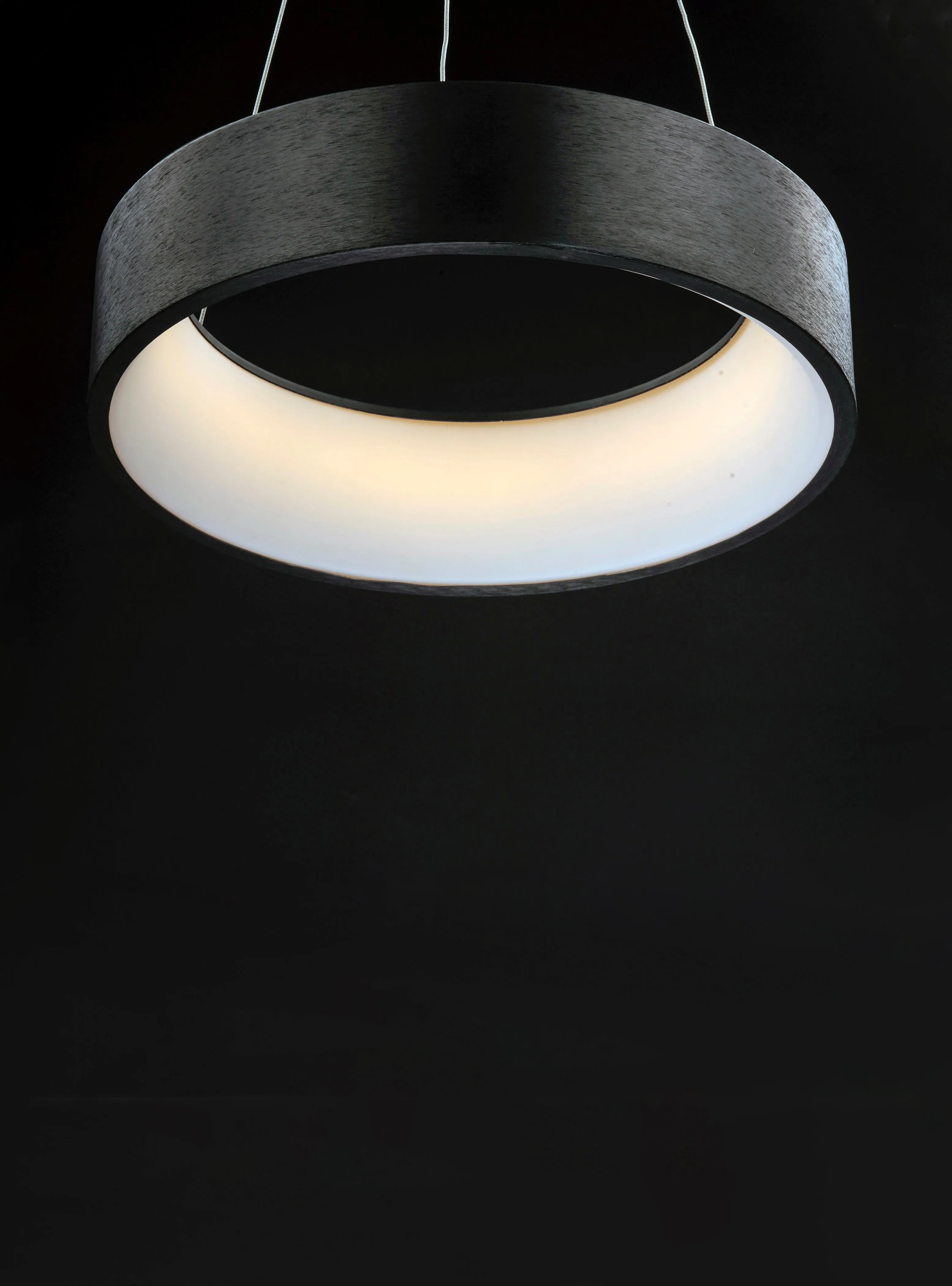 iQ LED Pendant with Philips Hue