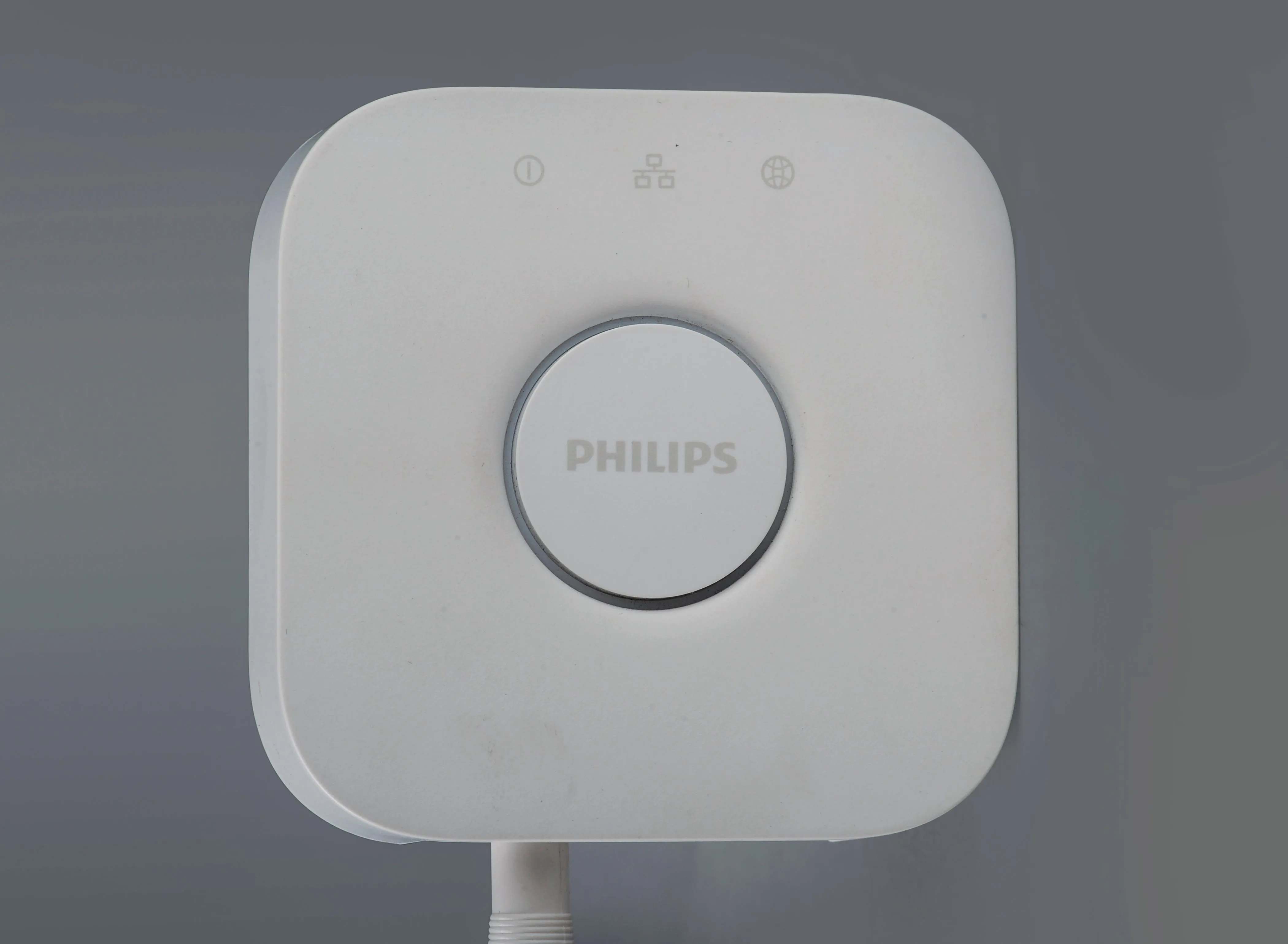 iQ LED Pendant with Philips Hue