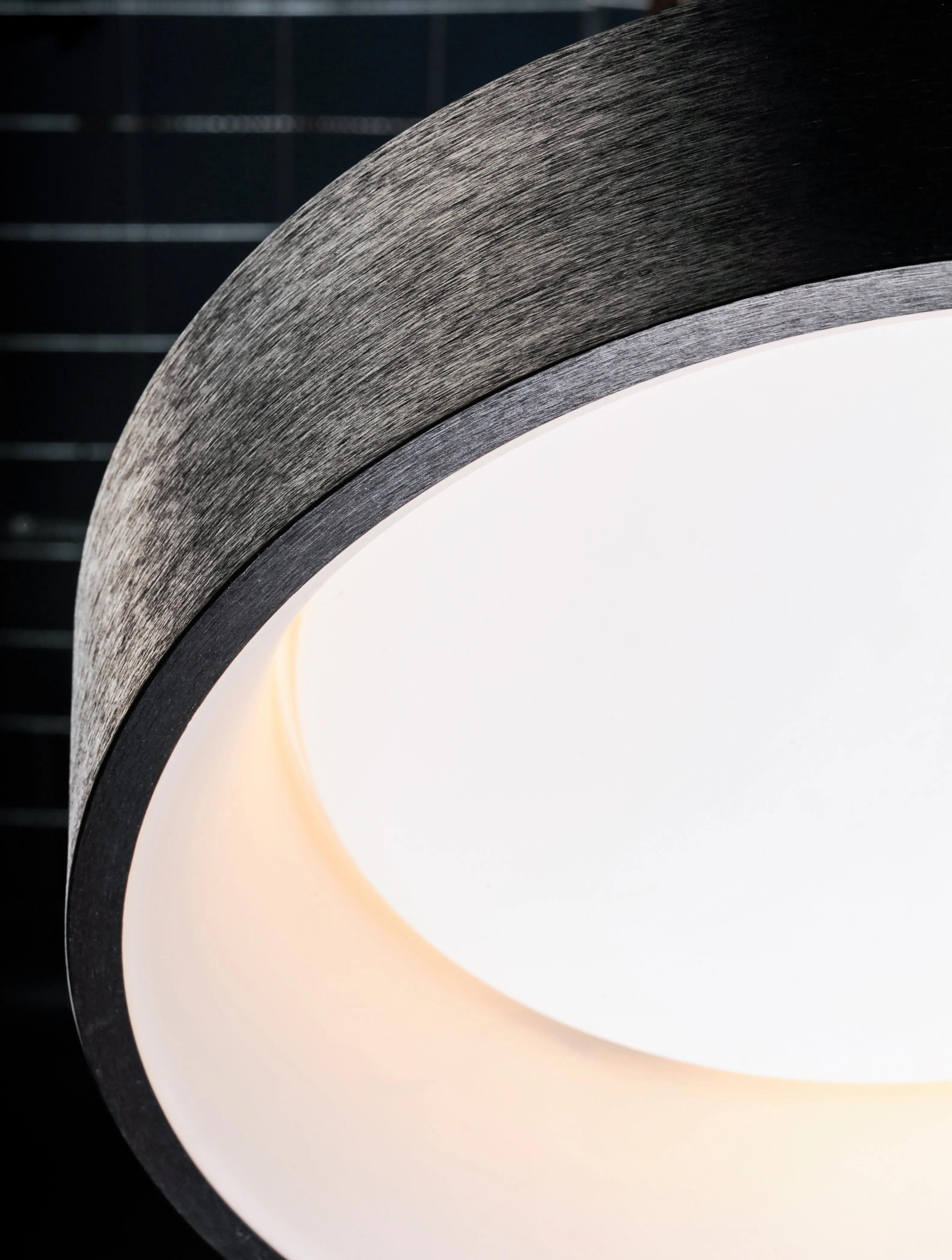 iQ LED Pendant with Philips Hue