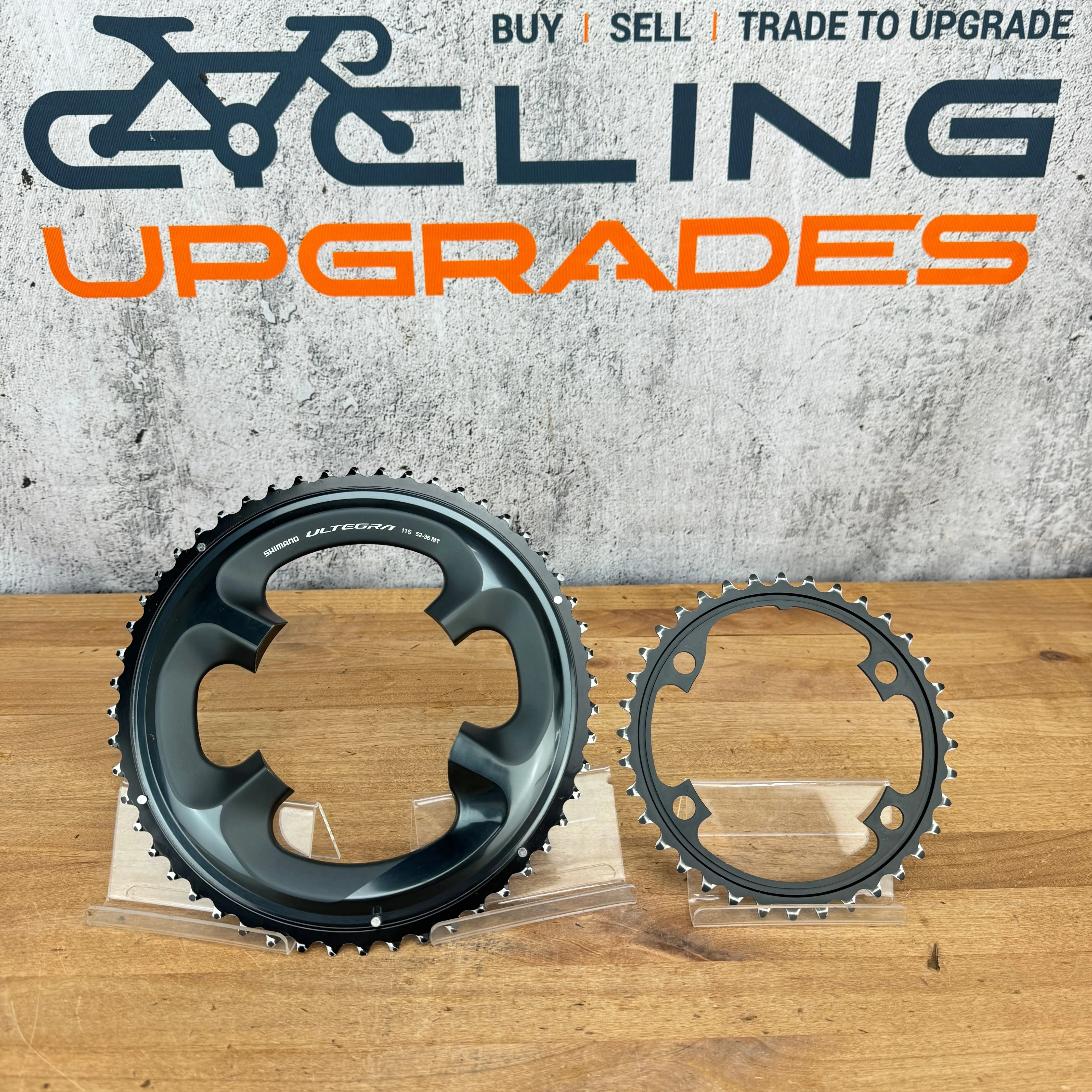 Light Use! Shimano Ultegra R8000 52/36t 11-Speed 110BCD Chainring Set 156g