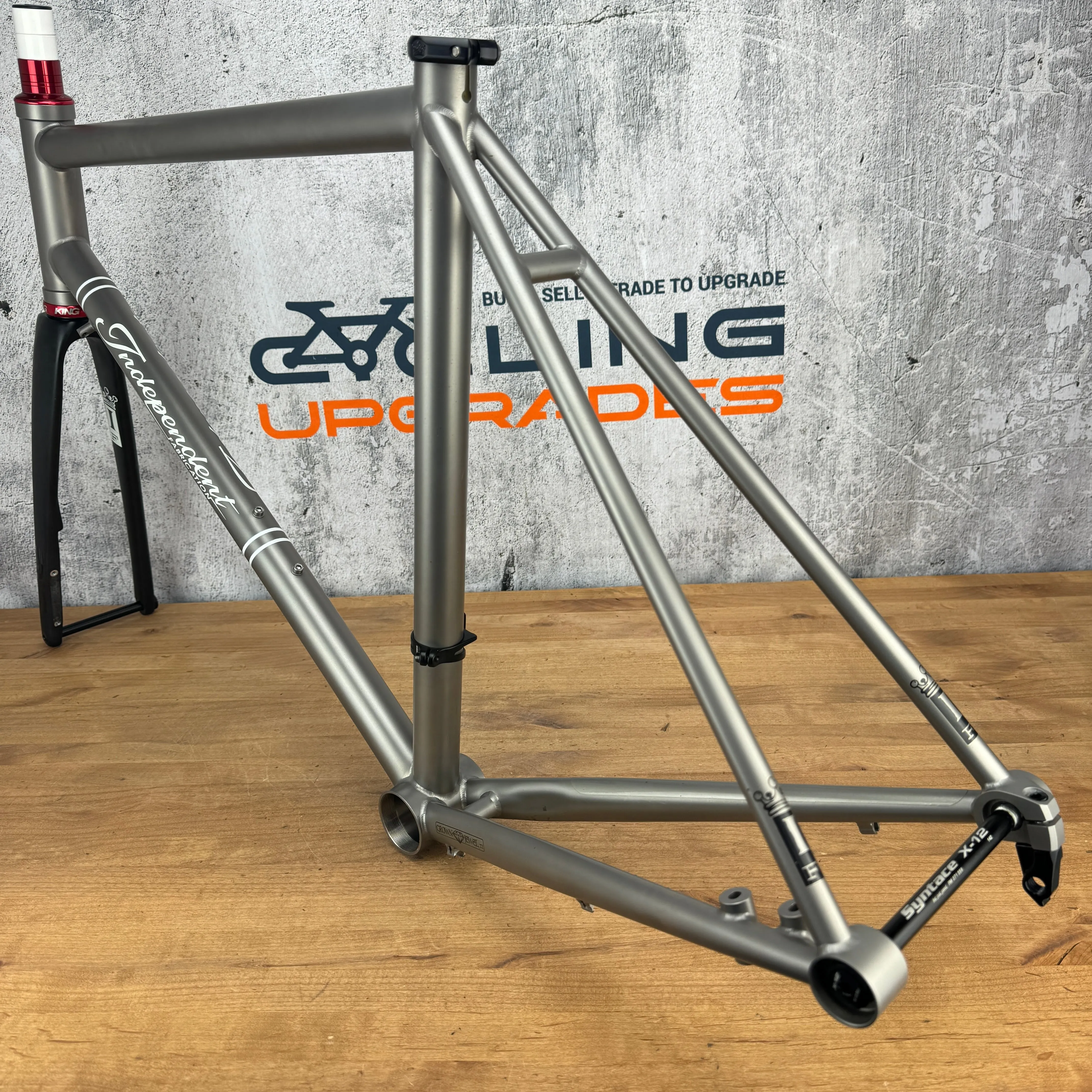 Low Mile! 2018 Independent Fabrication Crown Jewel 58cm Titanium Disc Frameset