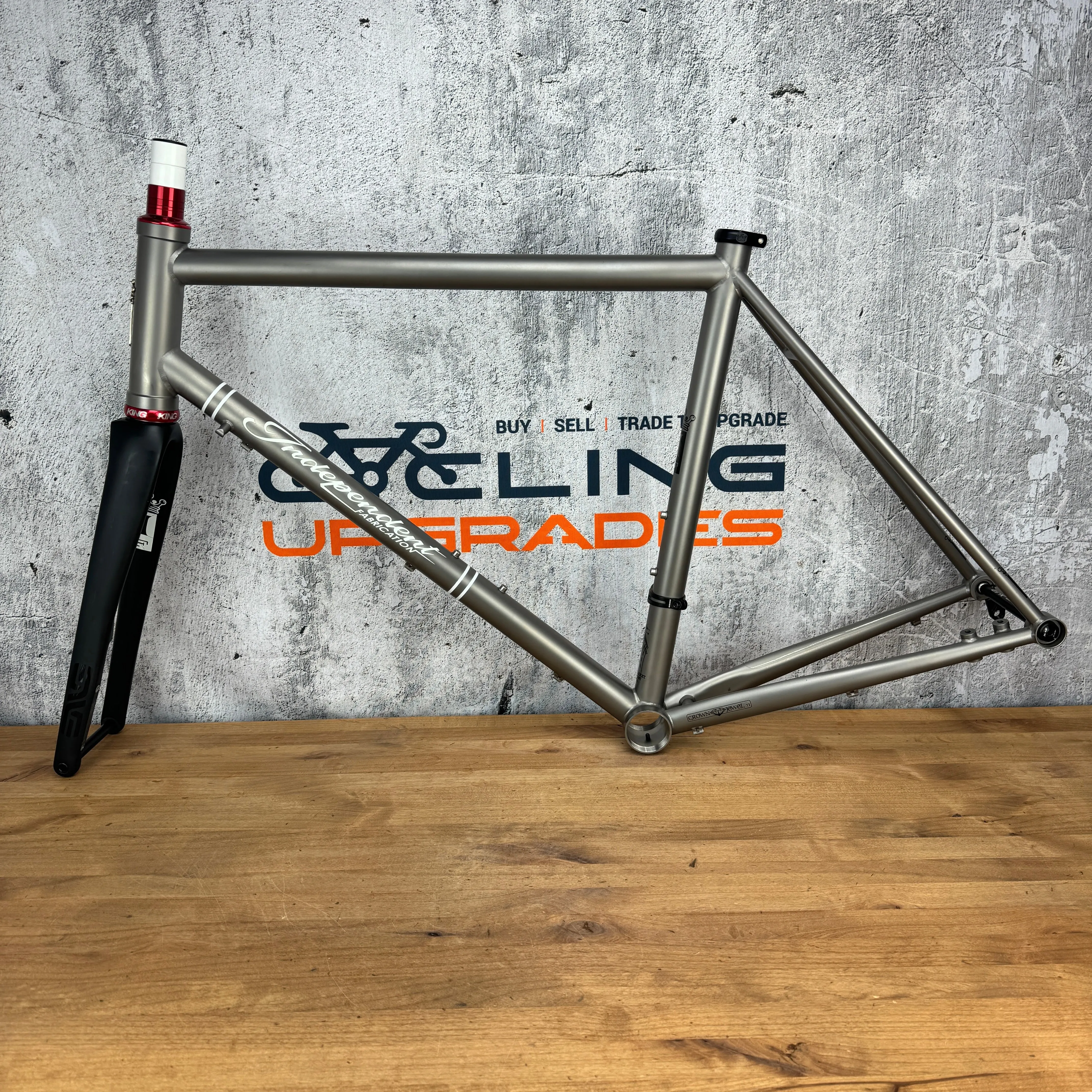 Low Mile! 2018 Independent Fabrication Crown Jewel 58cm Titanium Disc Frameset