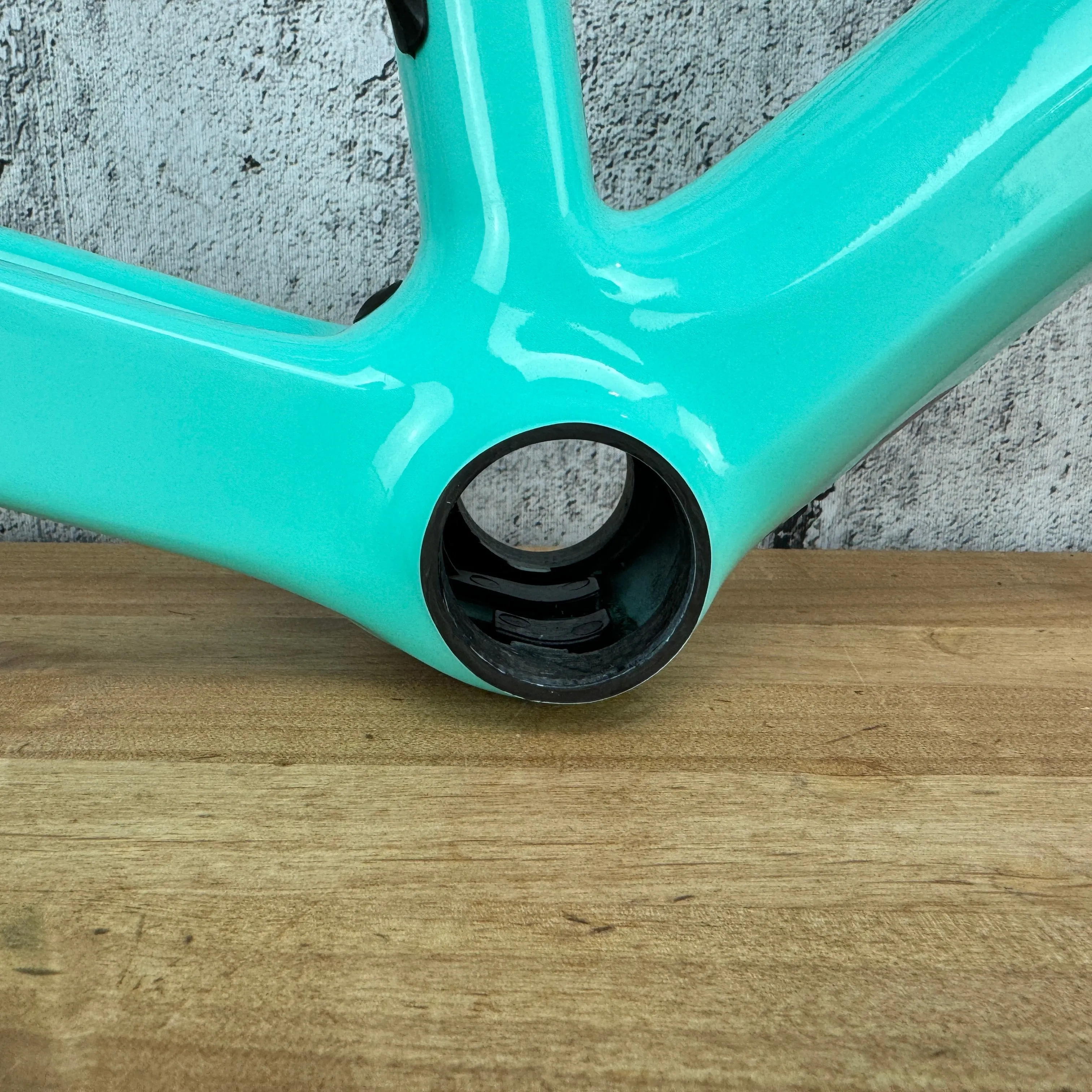 Mint! 2022 Bianchi Specialissima 59cm Carbon Disc Frameset Celeste Mermaid Scale