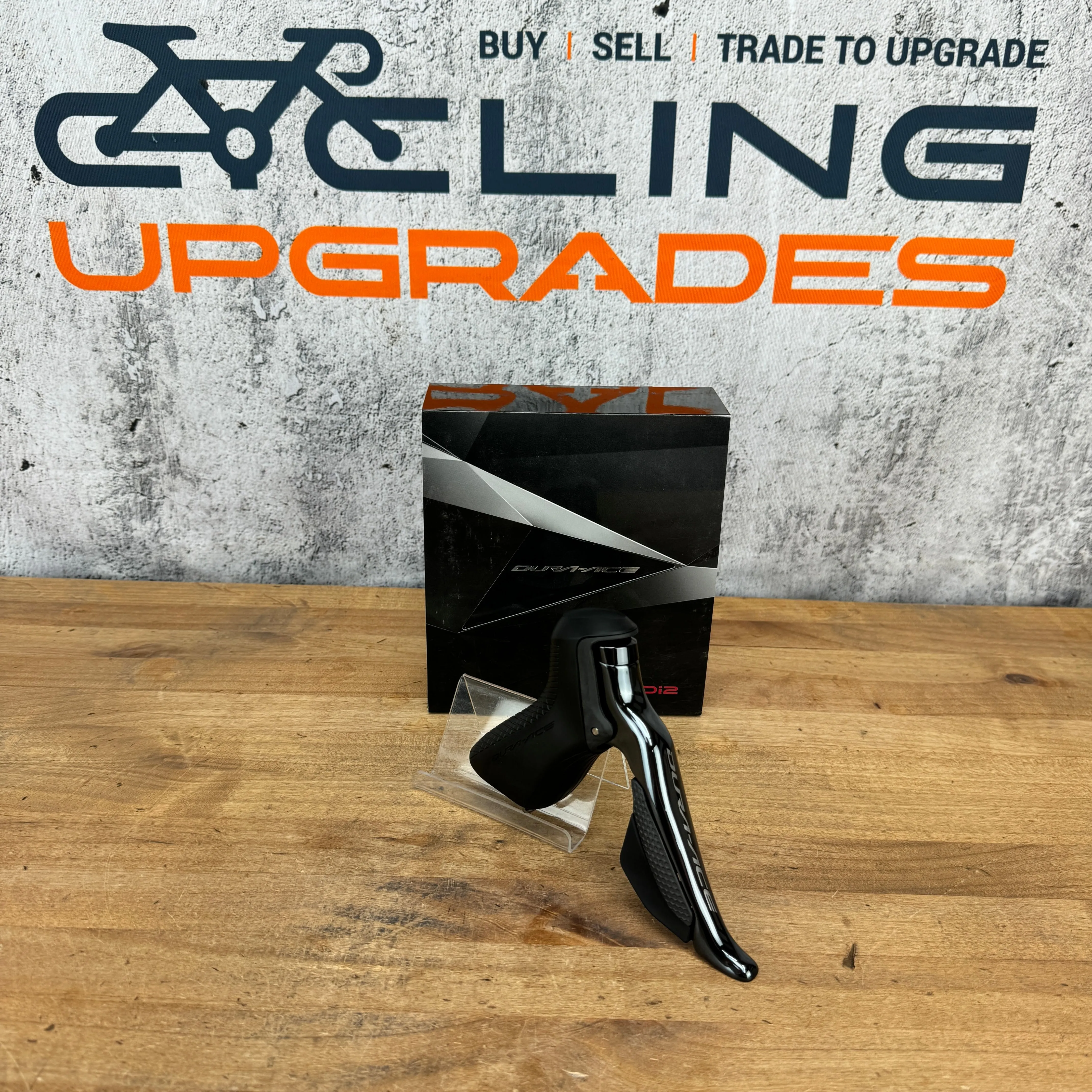 New! Shimano Dura-Ace ST-R9150-R Di2 11-Speed Right Side Shifter MSRP $347.99