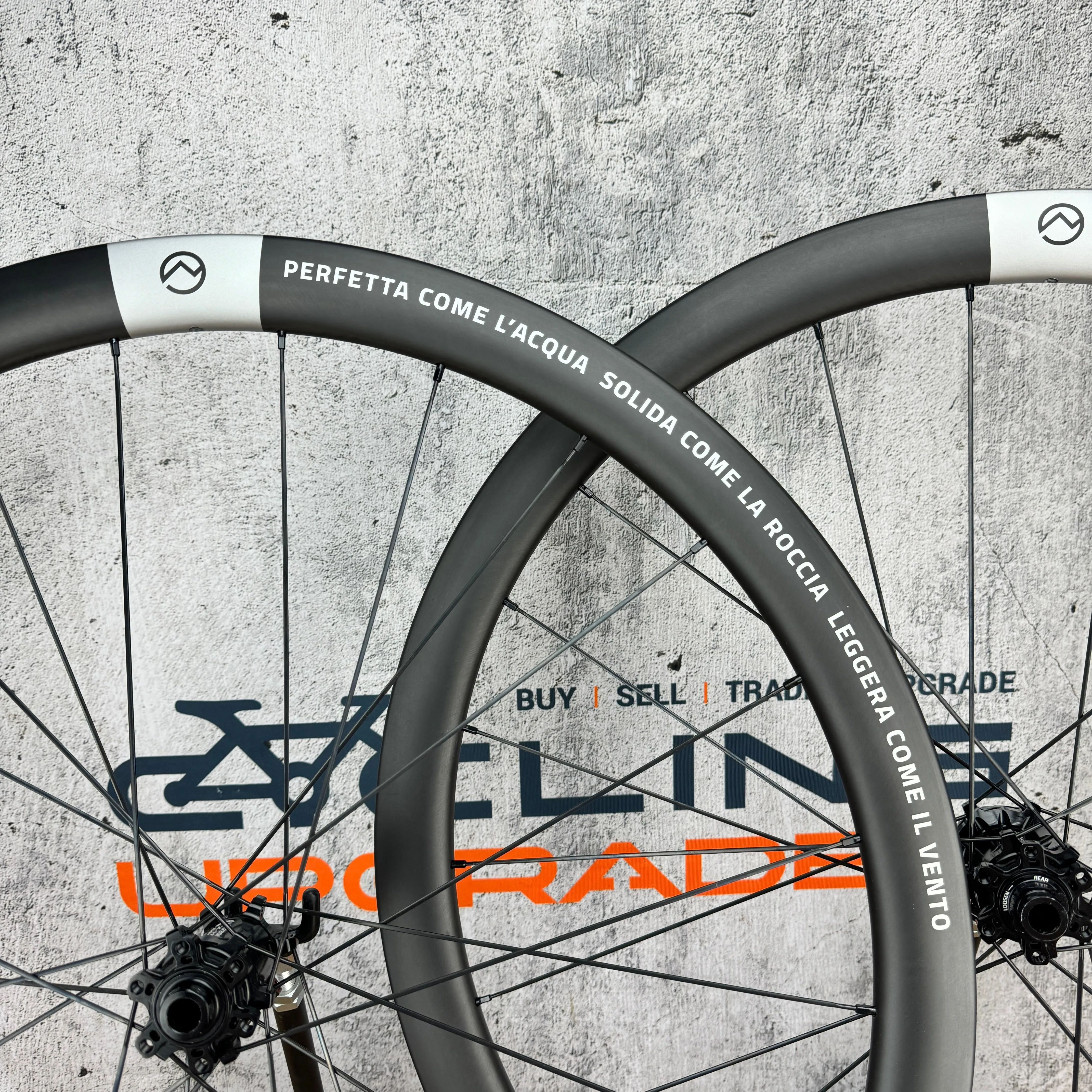 New Takeoff! Officine Mattio 40mm Carbon Tubeless Disc Wheelset Carbon-Ti 1459g