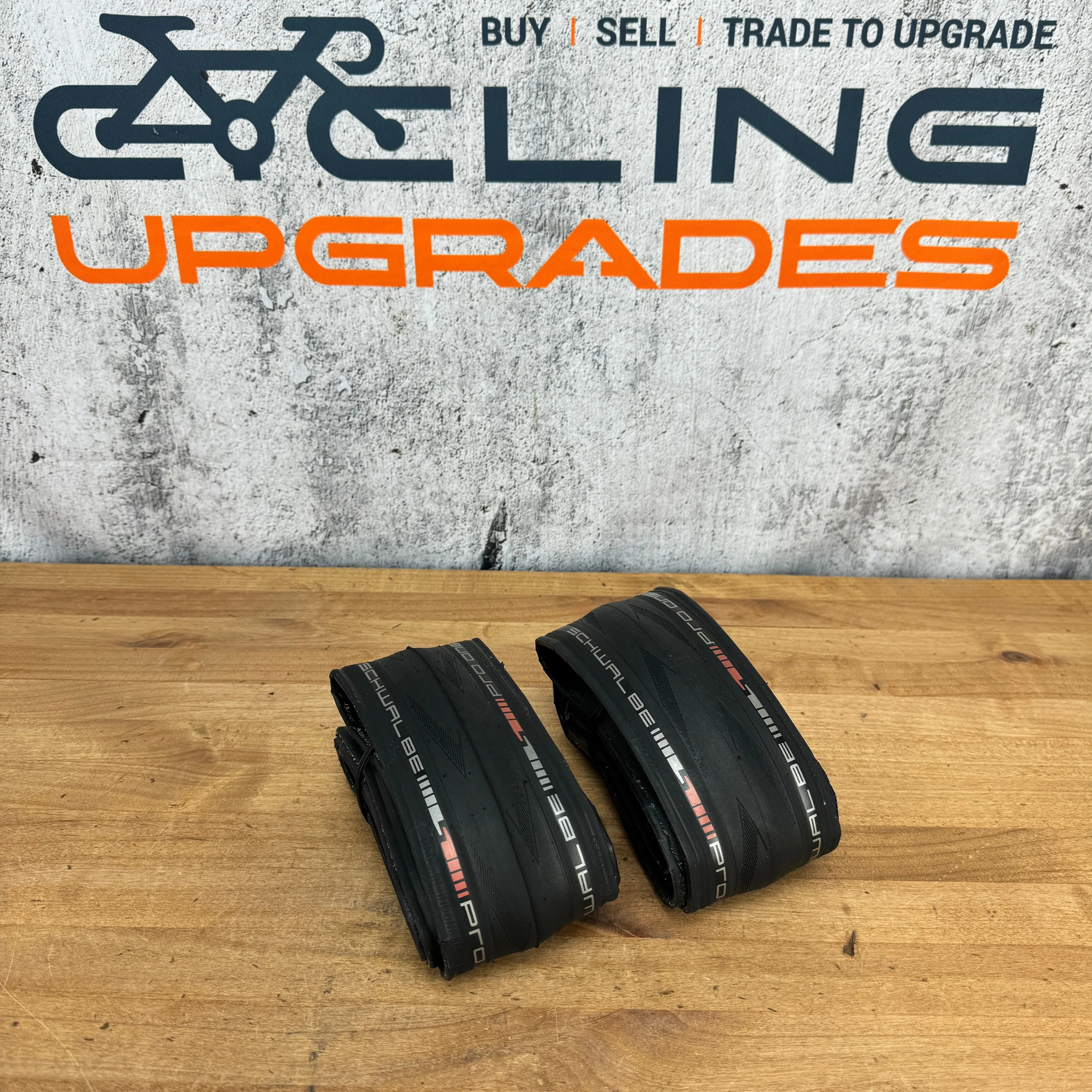 New Takeoff! Pair Schwalbe Pro One TLE 700c x 30mm Tubeless Road Bike Tires