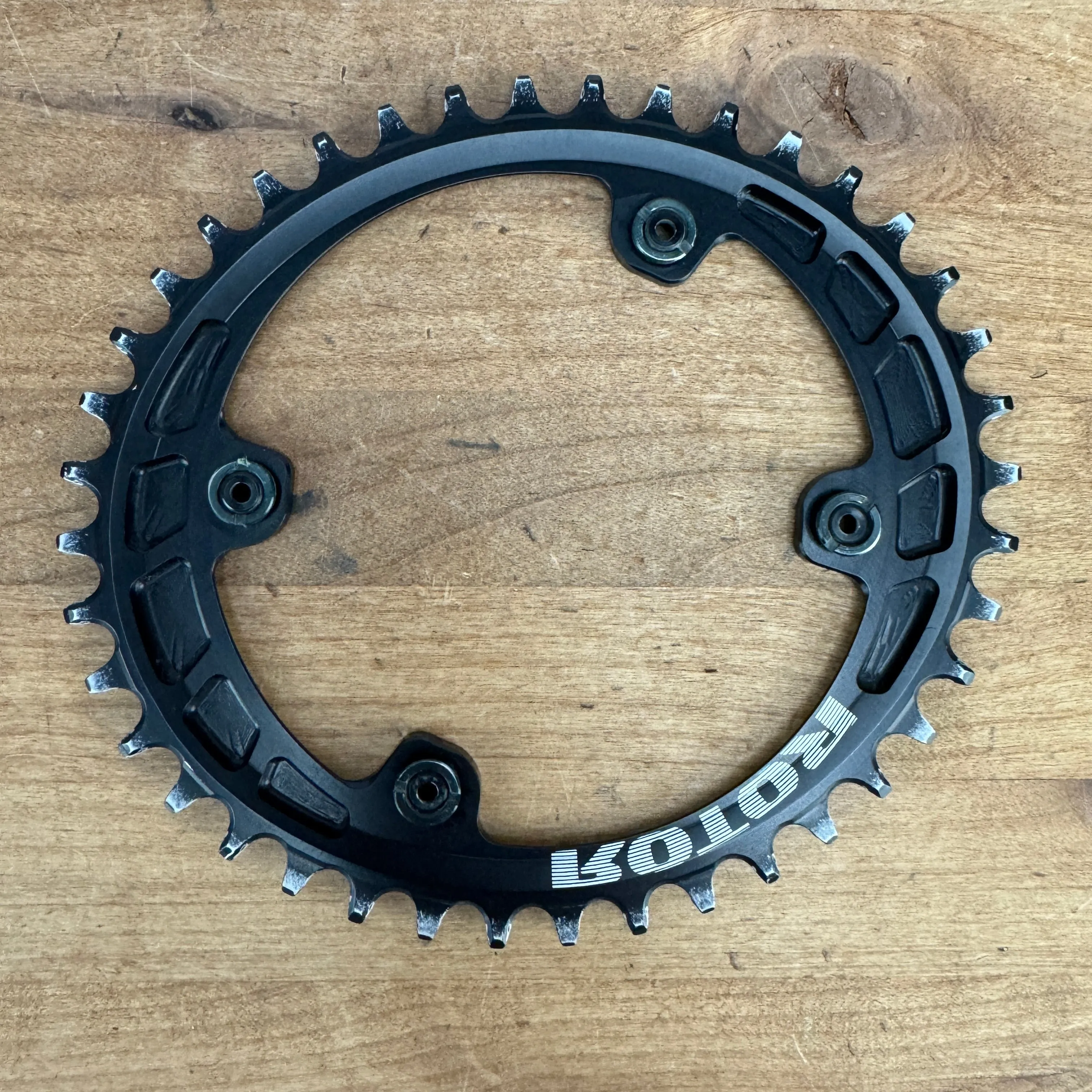 Rotor Universal Tooth Q-Ring 40T 4-Bolt 110BCD 1x 11/12-Speed Chainring